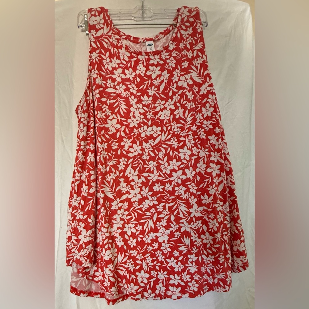 Old Navy Floral Red and White A-Line Shirt